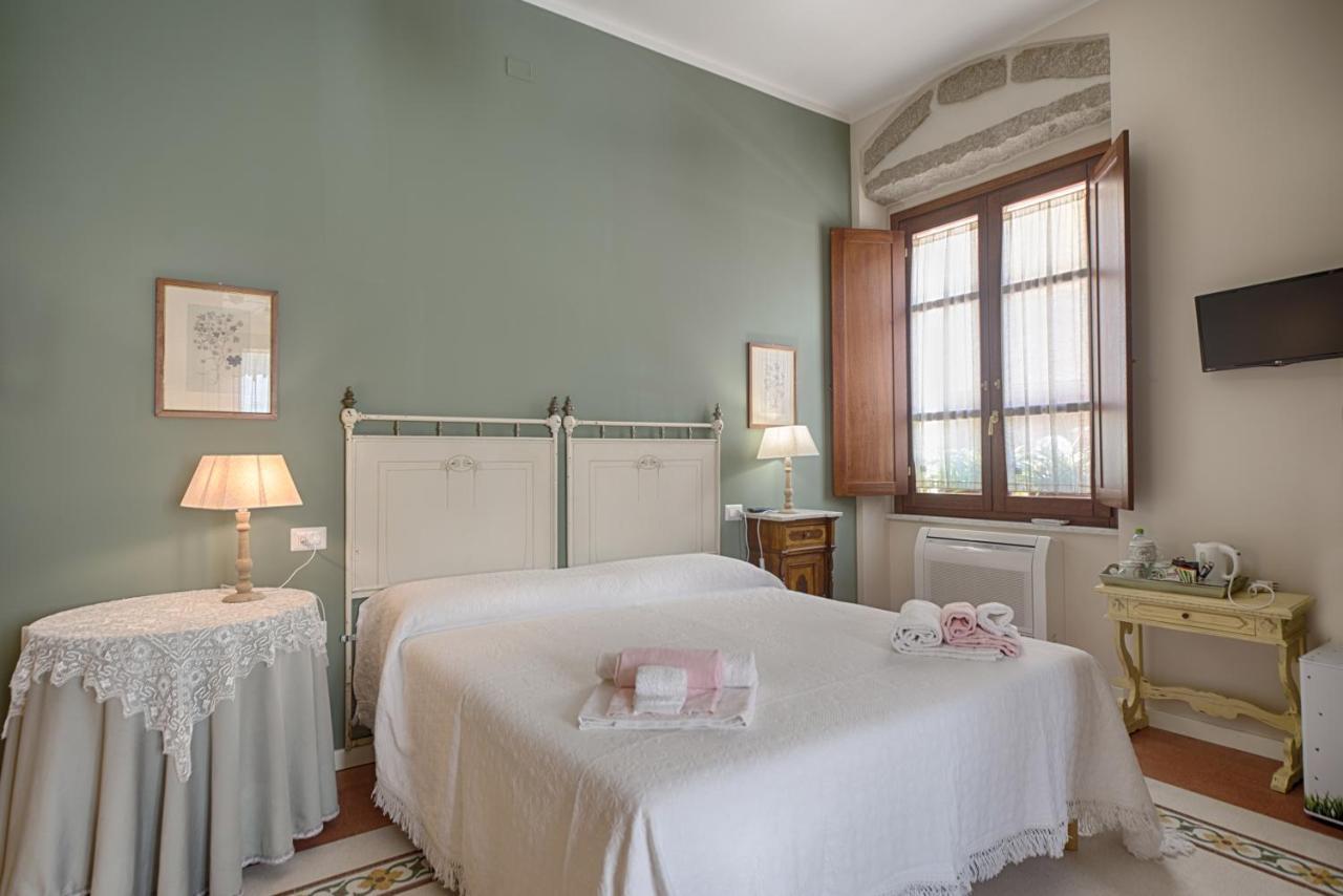 Triple Room Private Bathroom