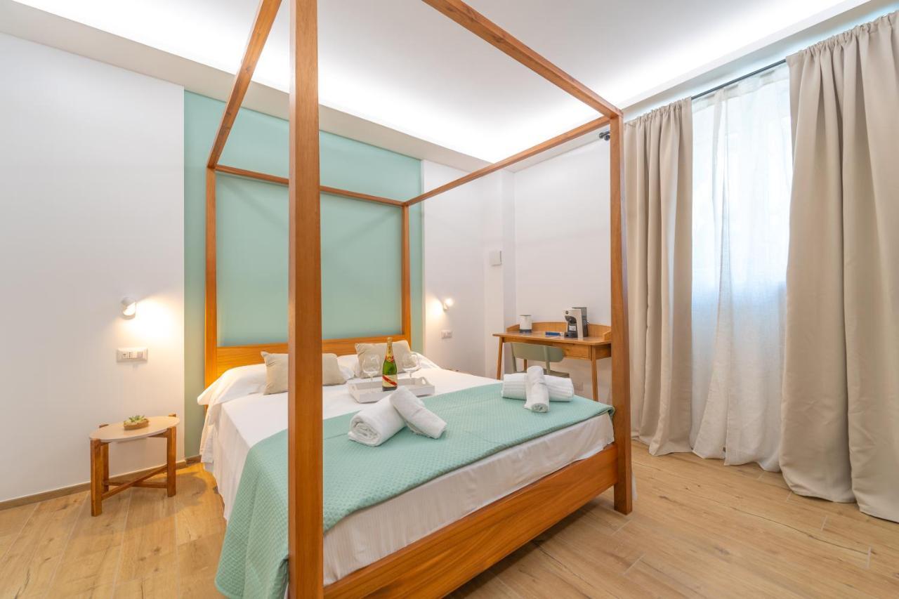 Superior Double Room Indoor Spa Bath