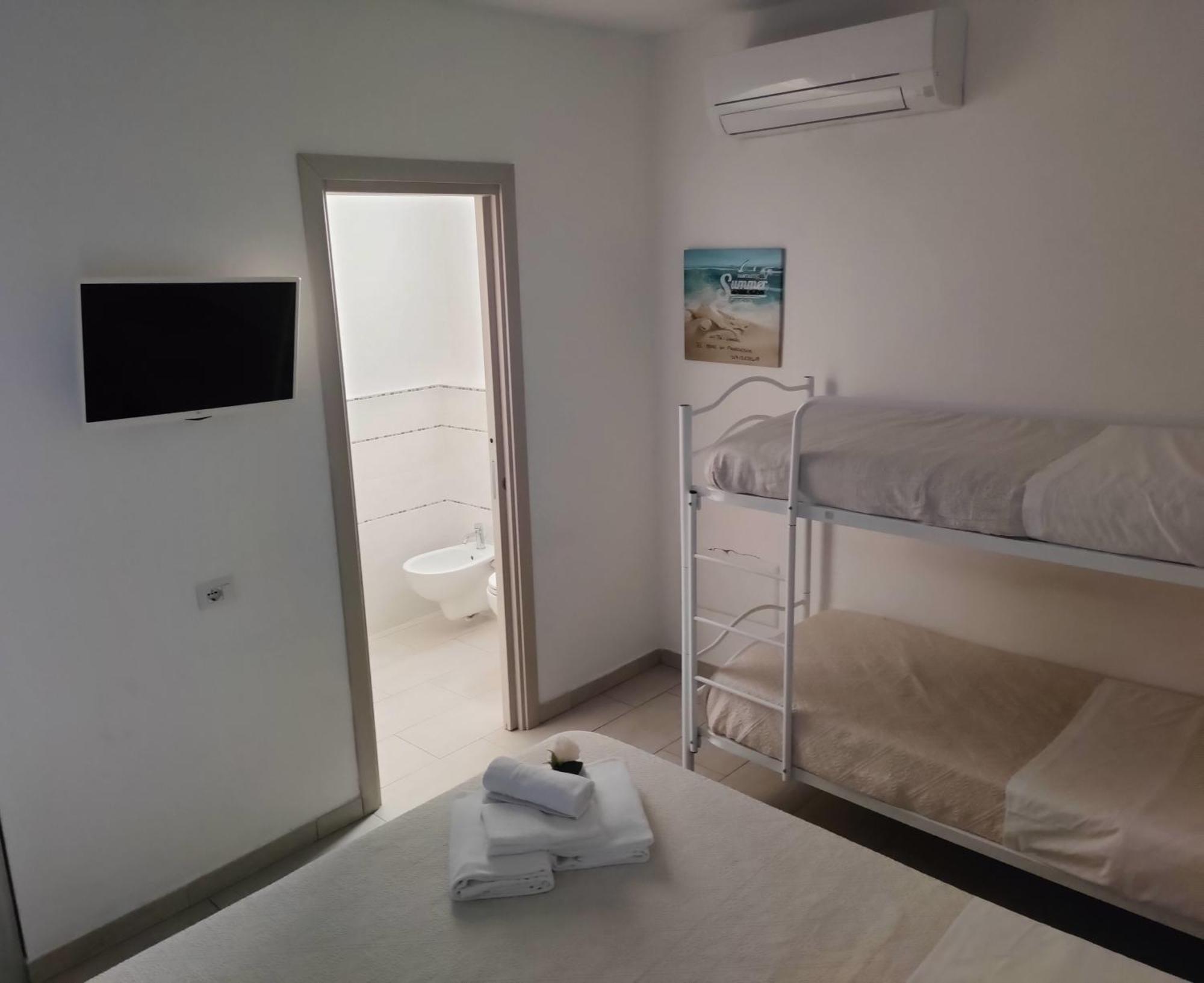 Classic Quadruple Room