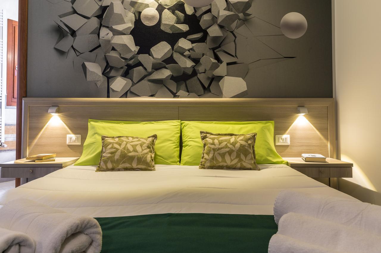 Double or Twin Room Private Bathroom