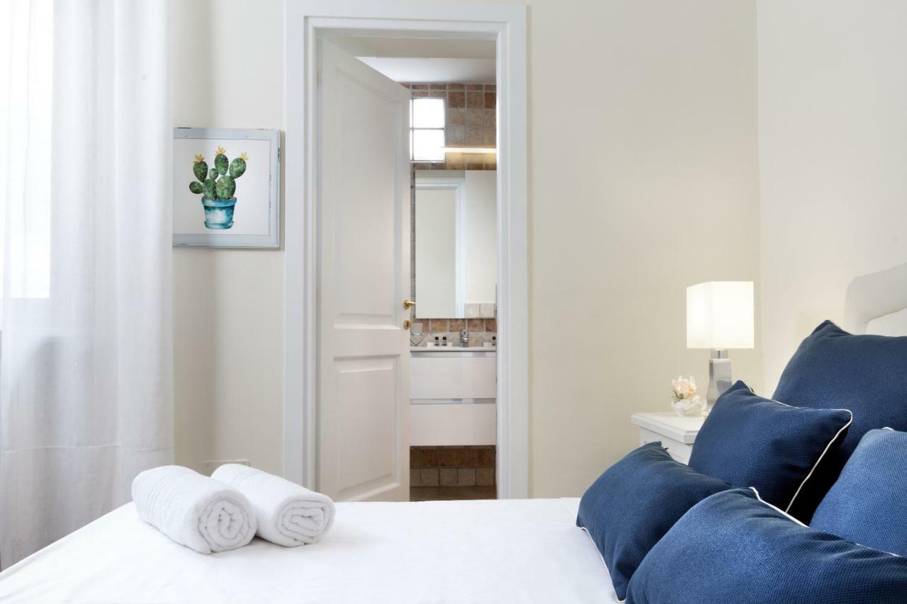 Deluxe Queen Suite