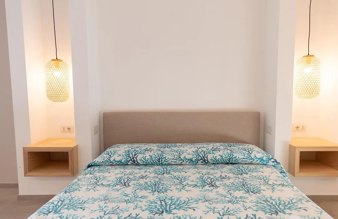 Molo Brin Rooms & Suites-1
