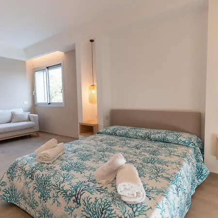 Molo Brin Rooms & Suites-3