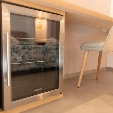 Molo Brin Rooms & Suites-2