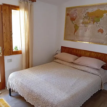 Benjamin Room-3