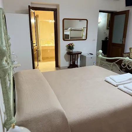 Zia Mia B&B-3