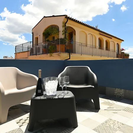 Urban Blue Guest House-2