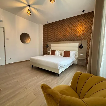 Lungomare Rooms-2